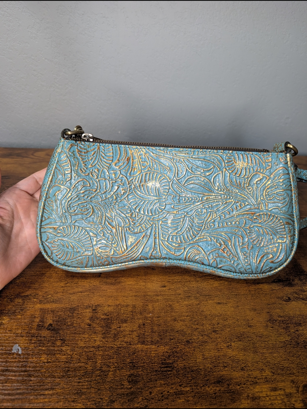Patricia Nash Riley Crossbody - Picture 6 of 9
